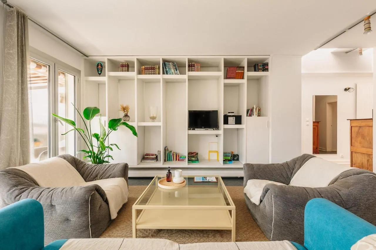 Le Perchoir - High Up In The Heart Of Biarritz Apartment